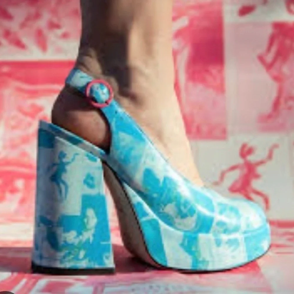 John Fluevog Blue Newsprint Lasting Impressions Tenura Chunky Platform‎ Heels- 8